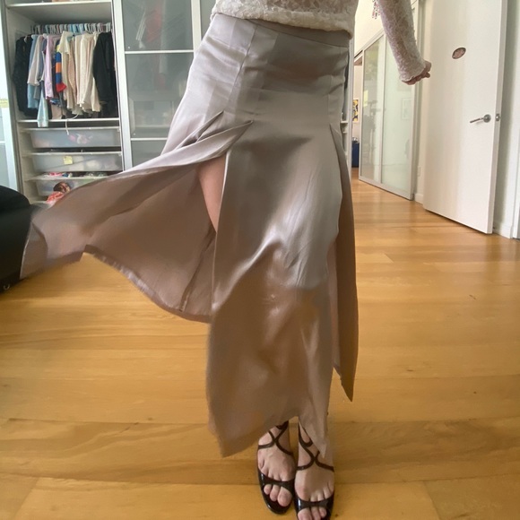 2 Small silver maxi skirt slits flowy metallic - Picture 5 of 8